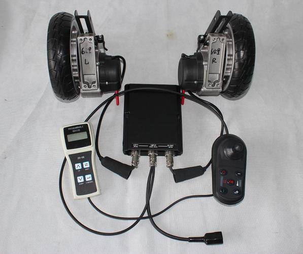 外贸出口版 双电机 电动轮椅改装套件 残疾人电动车套件 24v 180w